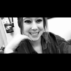 Meet your Posher, Candace